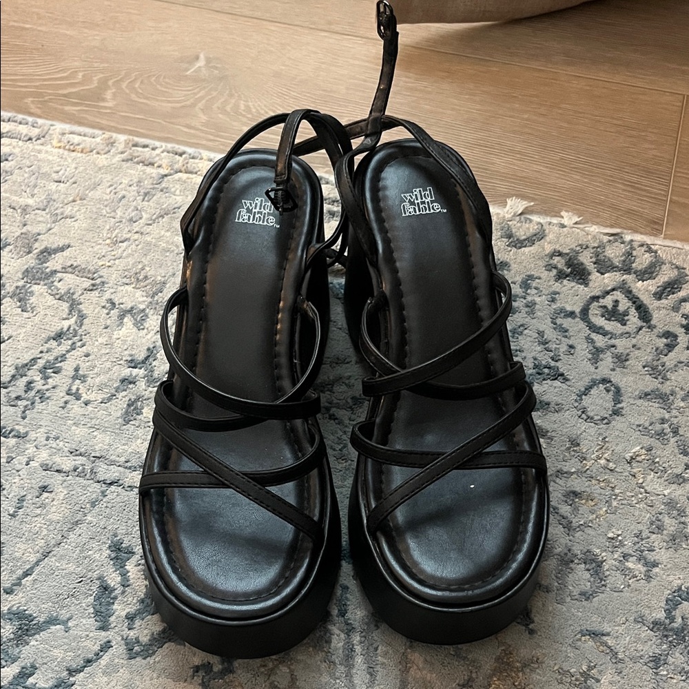 Wild Fable Black Strappy Platform Sandals